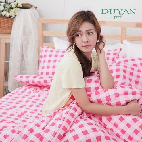【DUYAN】《輕日寓所-紅粉》雙人三件式100%純棉床包枕套組