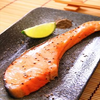 【華得水產】薄鹽秋鮭魚片6包（約300g／包）