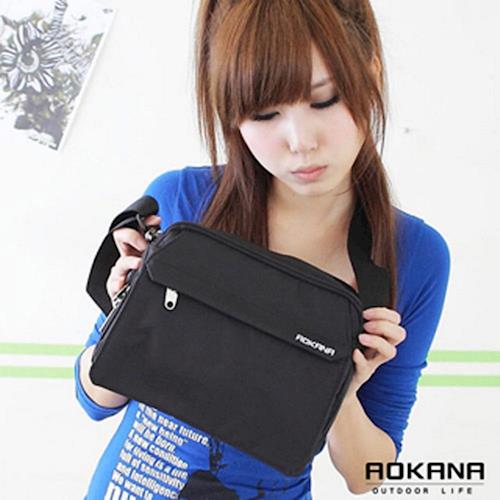 【AOKANA奧卡納】MIT台灣製 輕量防潑水 斜揹包 側背包(02-011黑色)