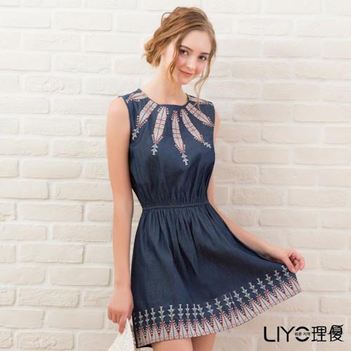LIYO理優 洋裝圖騰刺繡無袖洋裝626060