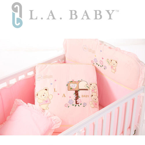 【美國 L.A. Baby】熊寶貝純棉七件式寢具組（M）（MIT 藍色/粉色/米色）