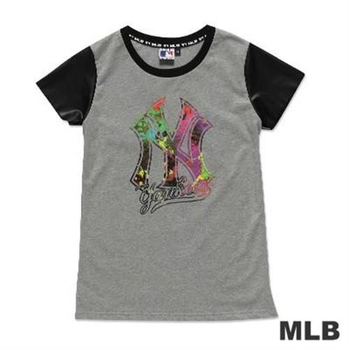 MLB-紐約洋基隊皮袖圓領絢彩印花T恤-麻灰(女)