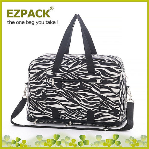 【EZPACK】輕巧收合旅行袋 EZ81113 黑白斑馬