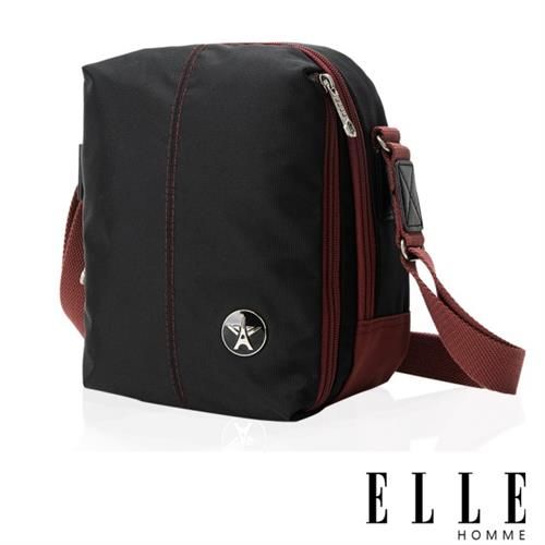 【ELLE HOMME】時尚巴黎風格輕量防潑水直立多層置物側背包(黑色EL83469-02)