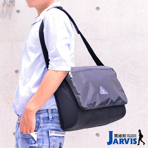 Jarvis 側背包 休閒多功能-率性方包-172-1