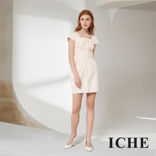 【ICHE 衣哲】粉嫩好感立體打摺造型禮服洋裝