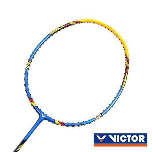 【VICTOR】突擊羽球拍-4U-勝利 羽毛球拍 空拍 藍黃