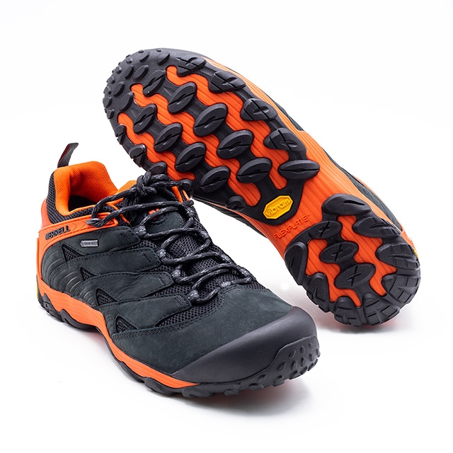 merrell chameleon 7 mid goretex