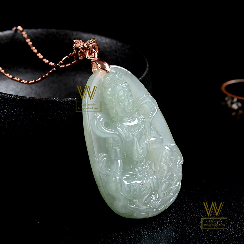 觀音 天然翡翠 观音ネックレス 新品 w-jewelry】天然翡翠保瓶觀音(G-10111-4)|觀音|ETMall東森購物網