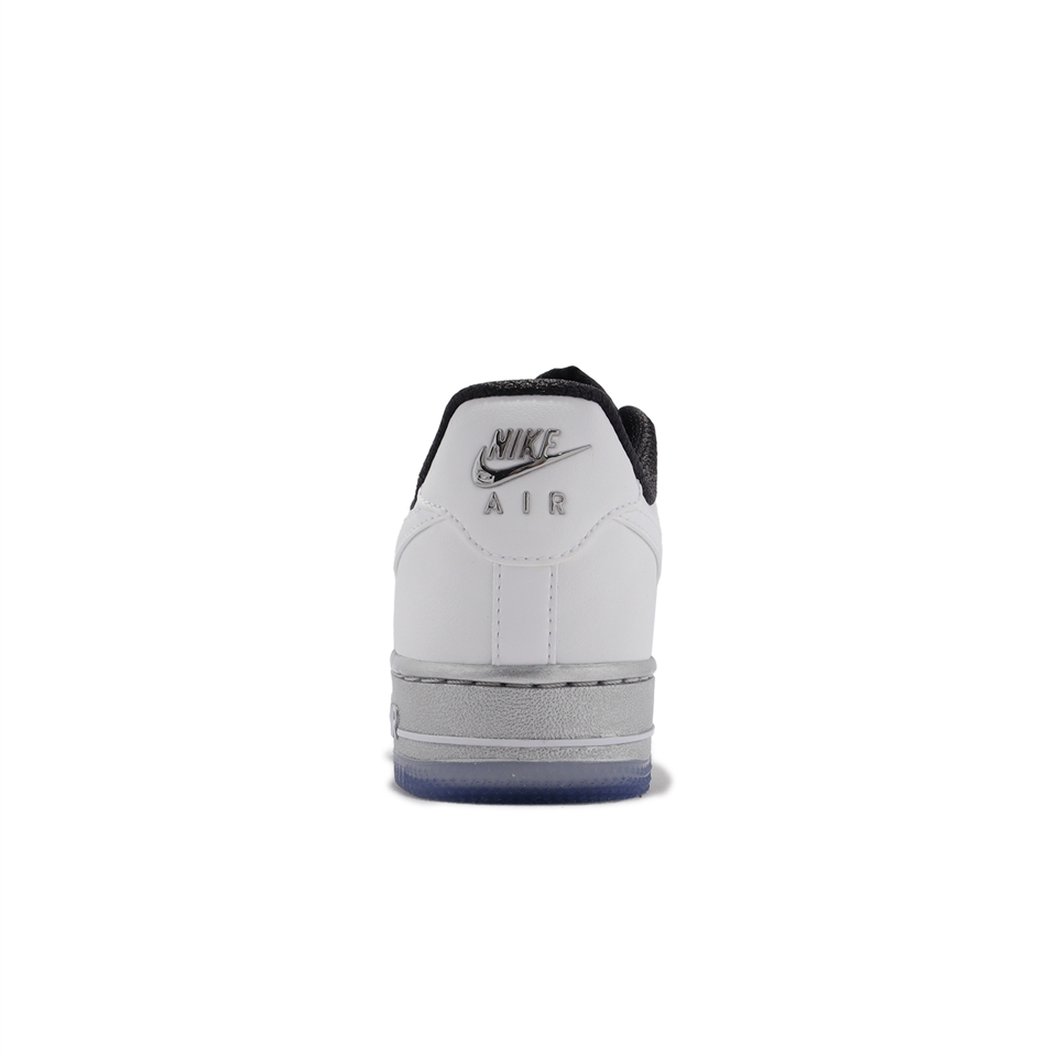 Nike Wmns Air Force 1 07 SE 女鞋白銀White Chrome 冰底DX6764-100