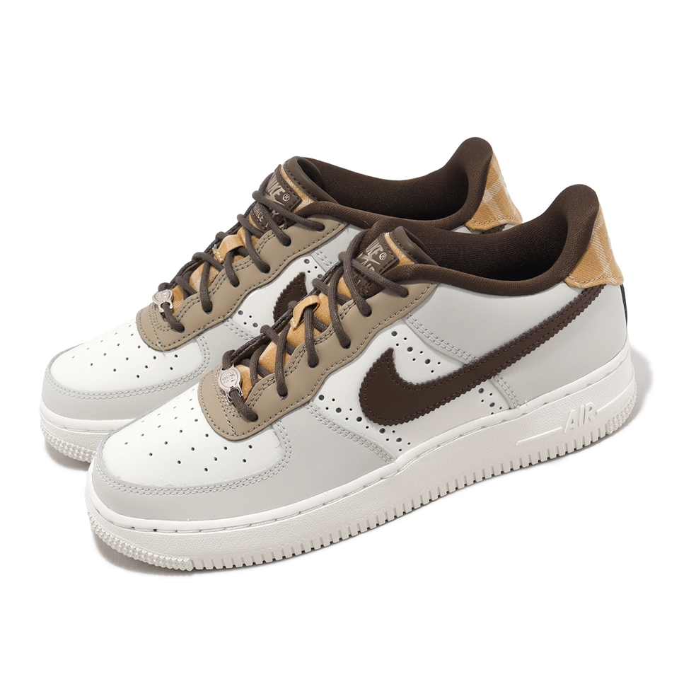 Nike 休閒鞋Air Force 1 LV8 GS 女鞋大童鞋白棕雕花皮革復古FV3702-121