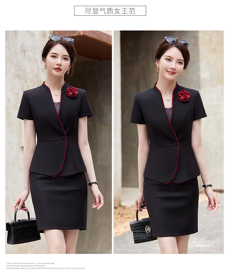 尽显气质女王范 