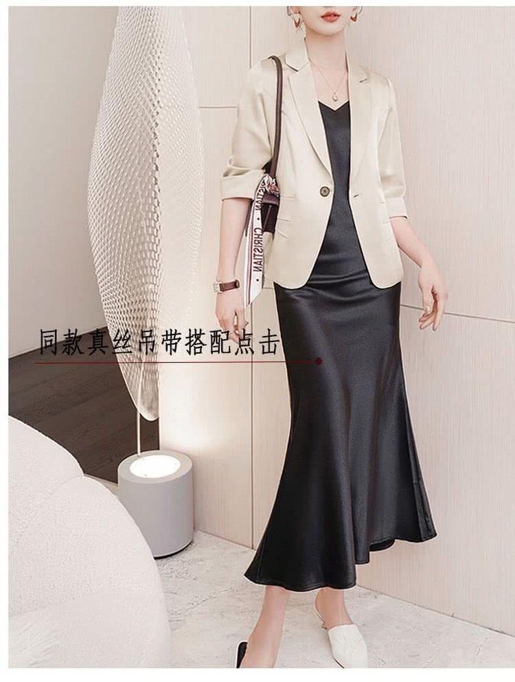 同款真丝吊带搭配点击 