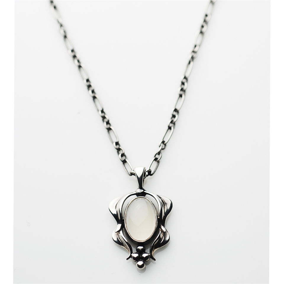 Georg Jensen 喬治傑生】2015年度白玉髓純銀項鍊|項鍊|ETMall
