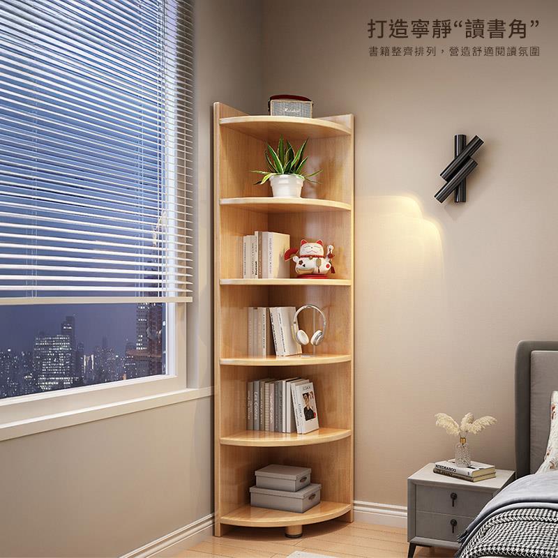 打造寧靜讀書角 書籍整齊排列,營造舒適閱讀氛圍 