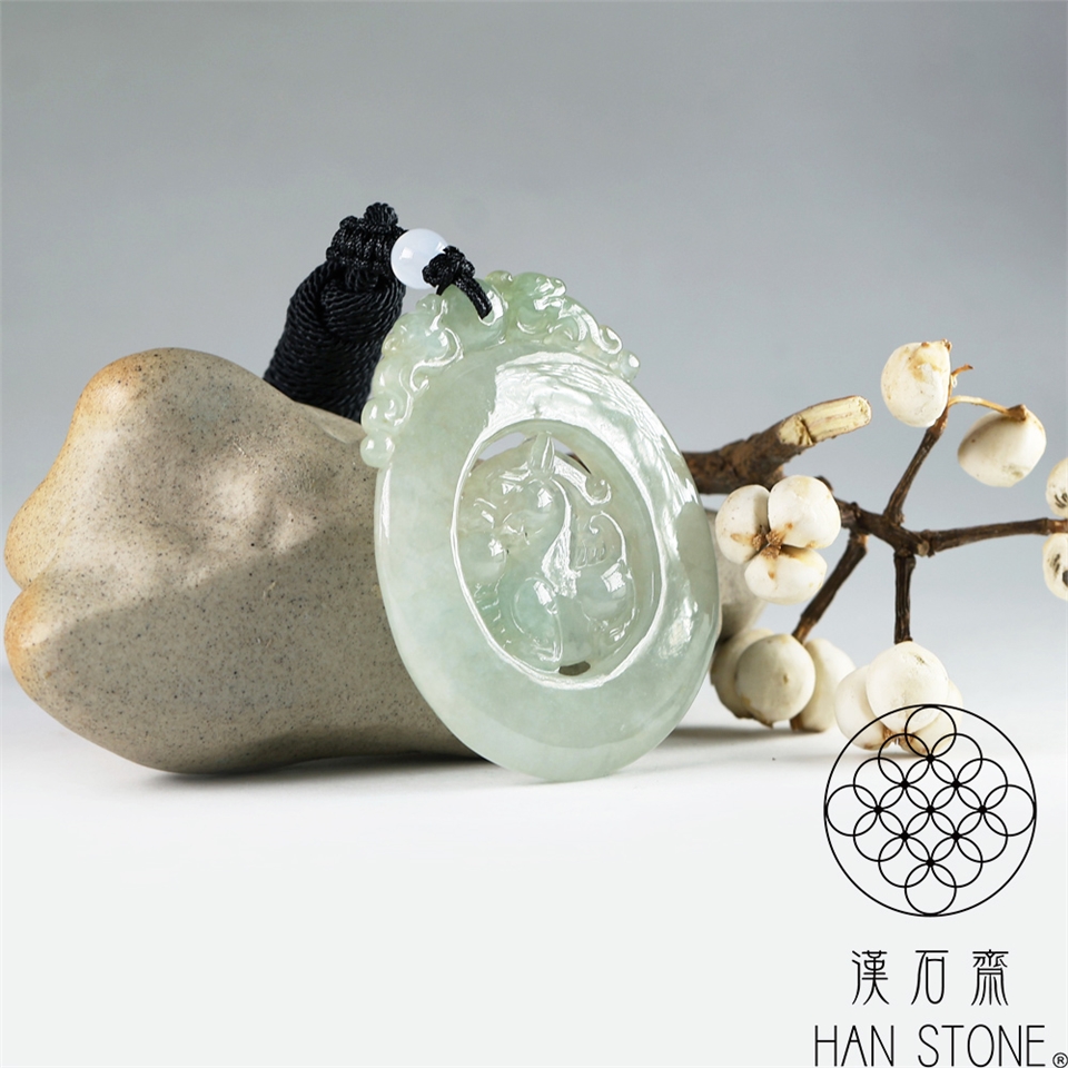 漢石齋】天然翡翠A貨麒麟玉佩吊墜冰種飄花(41*53*5.5mm)|貔貅/麒麟