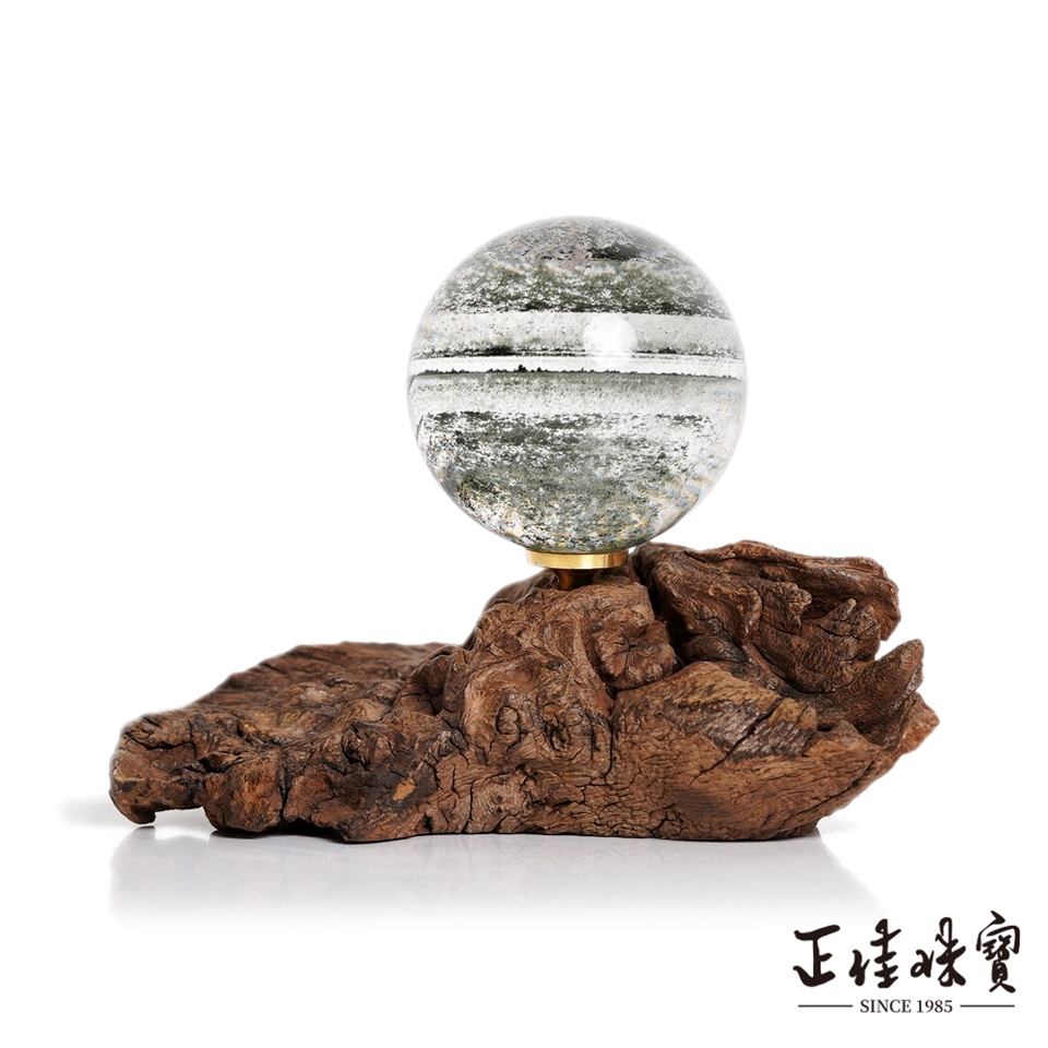 正佳珠寶】綠幽靈頂級異象千層水晶球57.4mm 綠幽靈水晶球｜特製木座