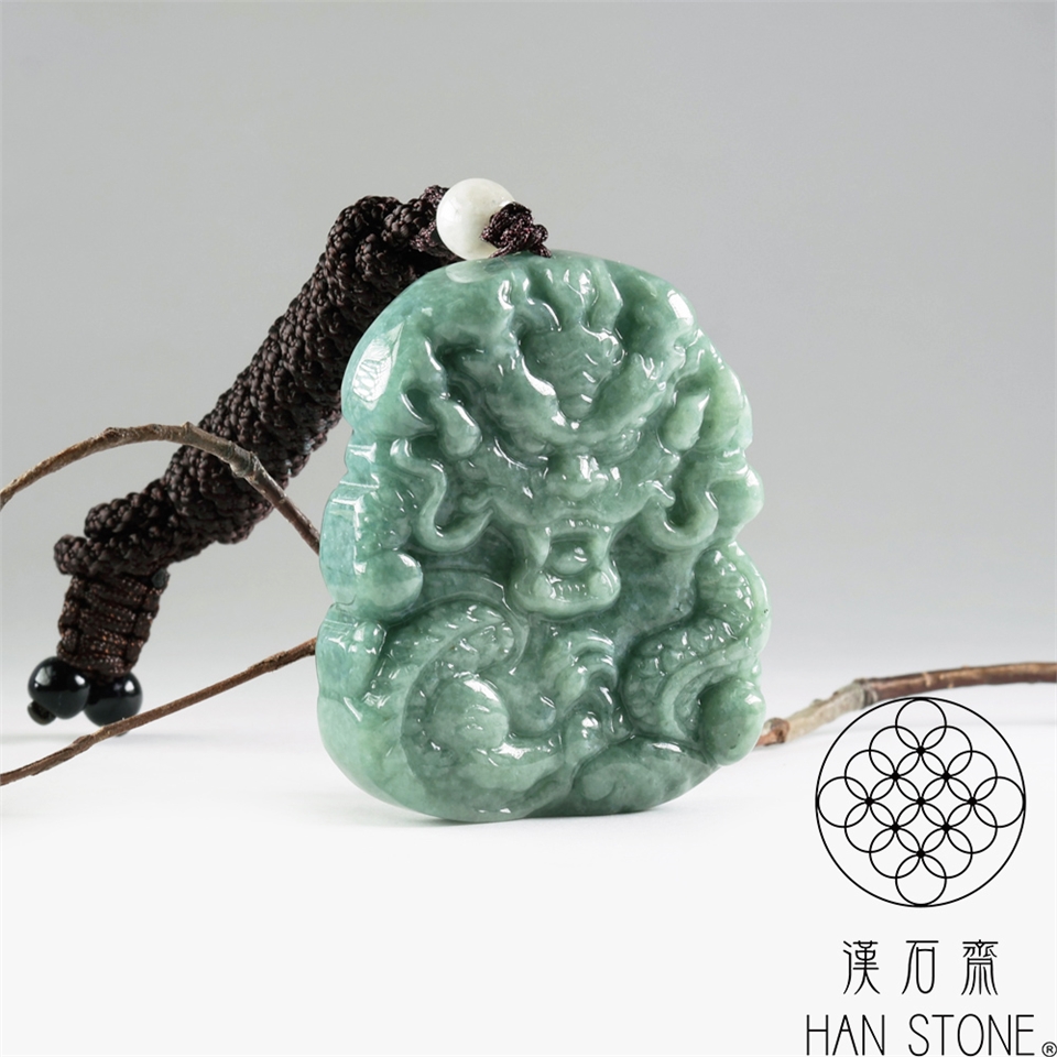 漢石齋】天然翡翠A貨護主龍牌玉佩吊墜飄花種(43*52*12mm)|龍|ETMall