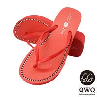 QWQ夾拖的創意(女) - 慛燦面鑽 全素面施華洛世奇鑽鍊6cm夾腳拖鞋 - 搖滾紅