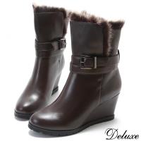 【Deluxe】全真皮雪國暖暖兔毛造型扣帶楔型短靴(咖啡)-1210-6-24