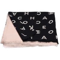 CHANEL 經典雙C LOGO字母印花菱格紋羊絨混絲披/圍巾(黑X駝)