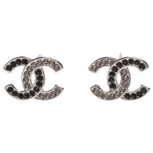 CHANEL 經典雙C LOGO黑白圓形水鑽鑲嵌框邊穿式耳環(黑X銀)