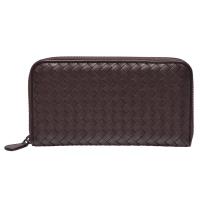 BOTTEGA VENETA 經典編織小牛皮拉鍊手拿長夾(咖啡)