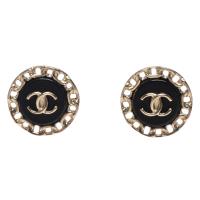 CHANEL 經典CC LOGO鍊帶環圈造型穿式耳環(黑X金)