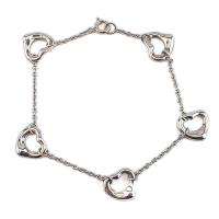 TIFFANY Open Heart 5個鏤空心形墜飾手鍊