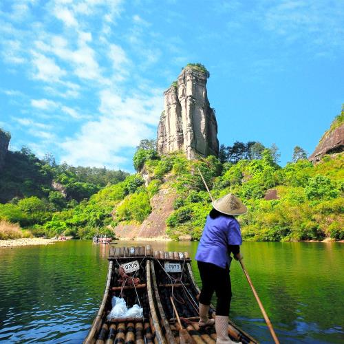 第2人折4千-最美武夷山、九曲溪漂流、靈玲馬戲世界5日含稅旅遊