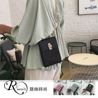 【iRurus 路絲時尚】韓系時尚雜誌款百搭輕巧亮片串珠鎖扣手機包/3色 (YL0037-XQD19110)現+預