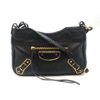 【BALENCIAGA】揉製羊皮金框HIP斜背包(390164-黑)