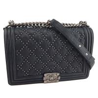 CHANEL 深藍色牛皮鉚釘菱格紋復古銀鍊28公分款BOY包(展示品)