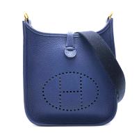 【HERMES】Evelyne TPM系列荔枝紋小牛皮鏤空洞H LOGO肩背包-mini(靛藍)