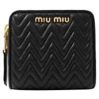 MIU MIU 5ML522 經典抓皺羊皮兩折扣式零錢短夾.黑