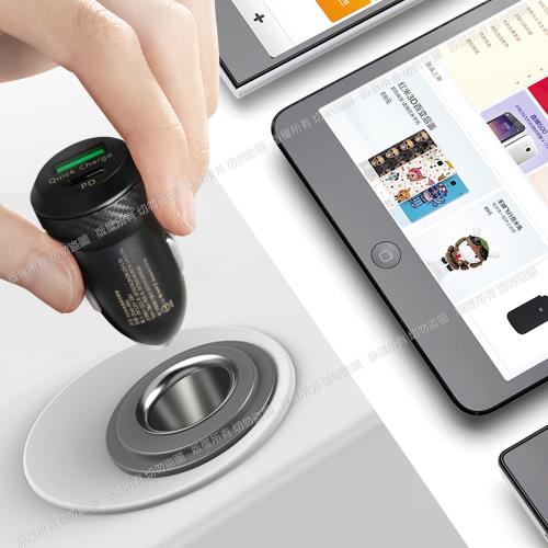 雑種トリクルの間に車usb 急速充電 Olorlaw Com
