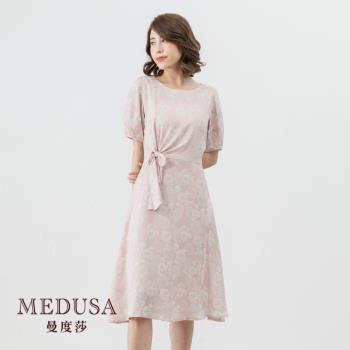 現貨【MEDUSA 曼度莎】側綁結優雅玫瑰緹花洋裝（M-XL）｜正式洋裝 禮服｜上班穿搭 職場穿搭