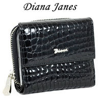 【Diana Janes 黛安娜】鱷魚壓紋牛皮多層短夾