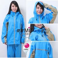 BrightDay風雨衣兩件式 - 疾風名人特仕款-水藍/卡其
