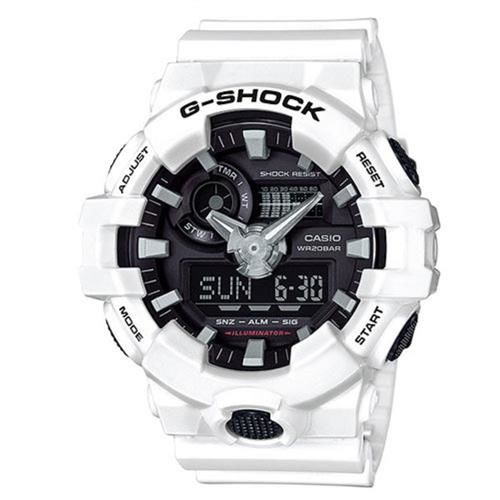 【CASIO】G-SHOCK創新突破金屬感搶眼視覺休閒錶-黑面X白 (GA-700-7A)
