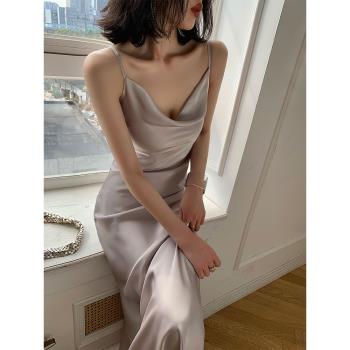 WANGXO灰色緞面蕩領吊帶連衣裙女夏季2023新款高端修身顯瘦長裙子