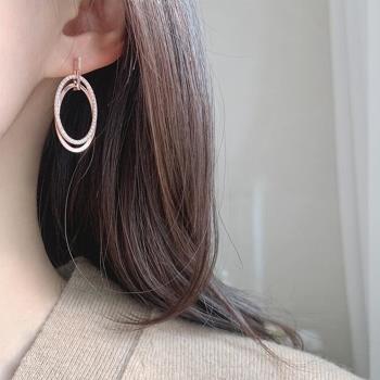 【Emi艾迷】林智妍同款 奢華雙層鋯石橢圓圈圈925銀針耳環