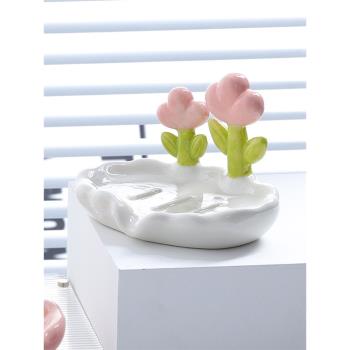 摩言輕奢陶瓷花朵洗手臺肥皂盒