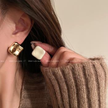 不對稱金屬滴油小眾設計感耳環
