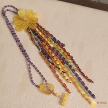 優雅琥珀  來自波蘭  啞光蜜蠟花朵 流蘇項鍊