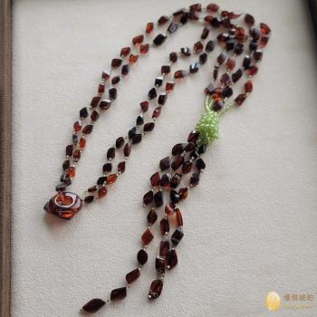 優雅琥珀  來自波蘭  立體菱形棕紅珀 流蘇式項鍊