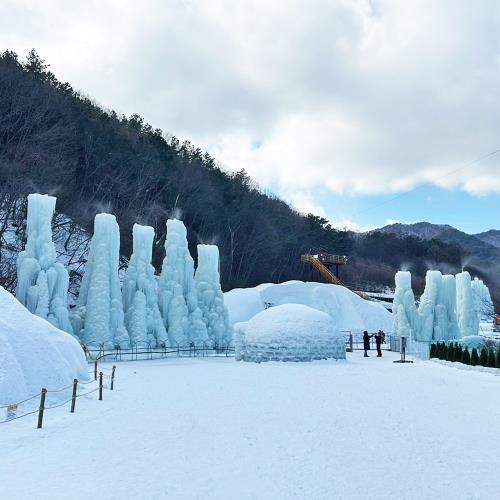 冬季出發↘清易玩雪趣~(不進人蔘、護肝、土產)忠州碎冰船、銀色愛寶樂園、七甲山冰柱節噴泉慶典、滑雪包雪具、新塗鴉秀、超級海鮮鍋&燒肉吃到飽五日