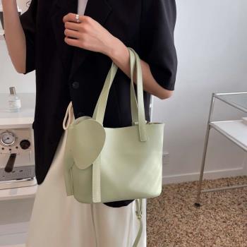 Fashion tend commuter large bag womens new tendy messenger