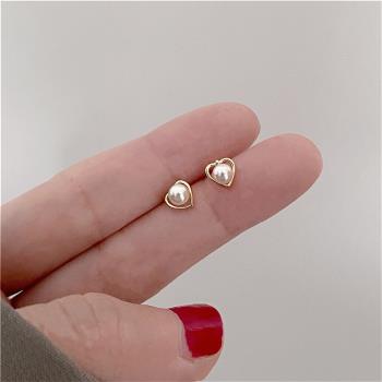 S925純銀金色愛心珍珠耳釘女小巧精緻韓國簡約百搭氣質耳環冷淡風
