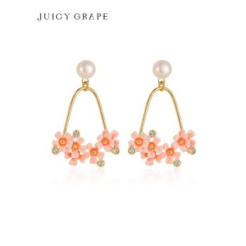 Juicy Grape美人女法式珍珠耳釘